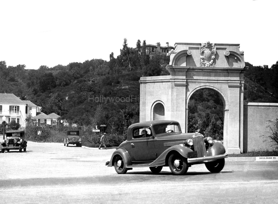 Bel-Air West Gate 1938 WM.jpg